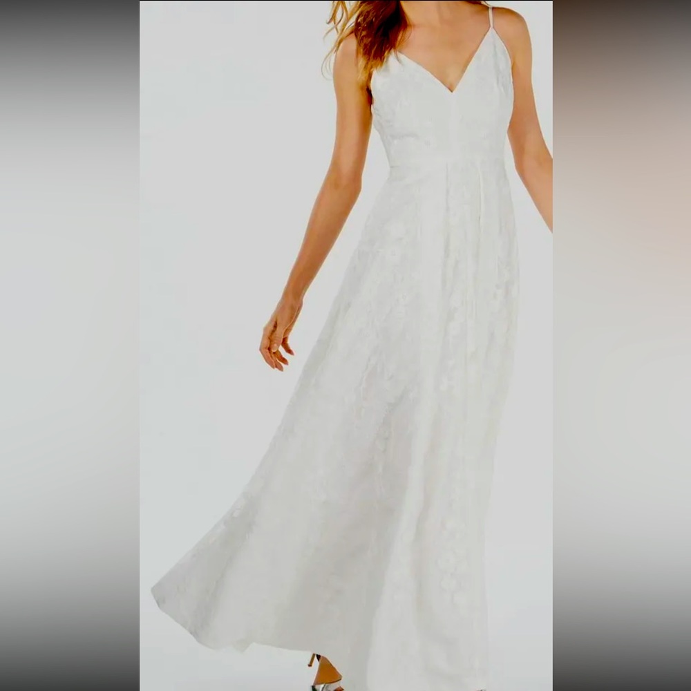 Calvin Klein - A Line Bridal Gown